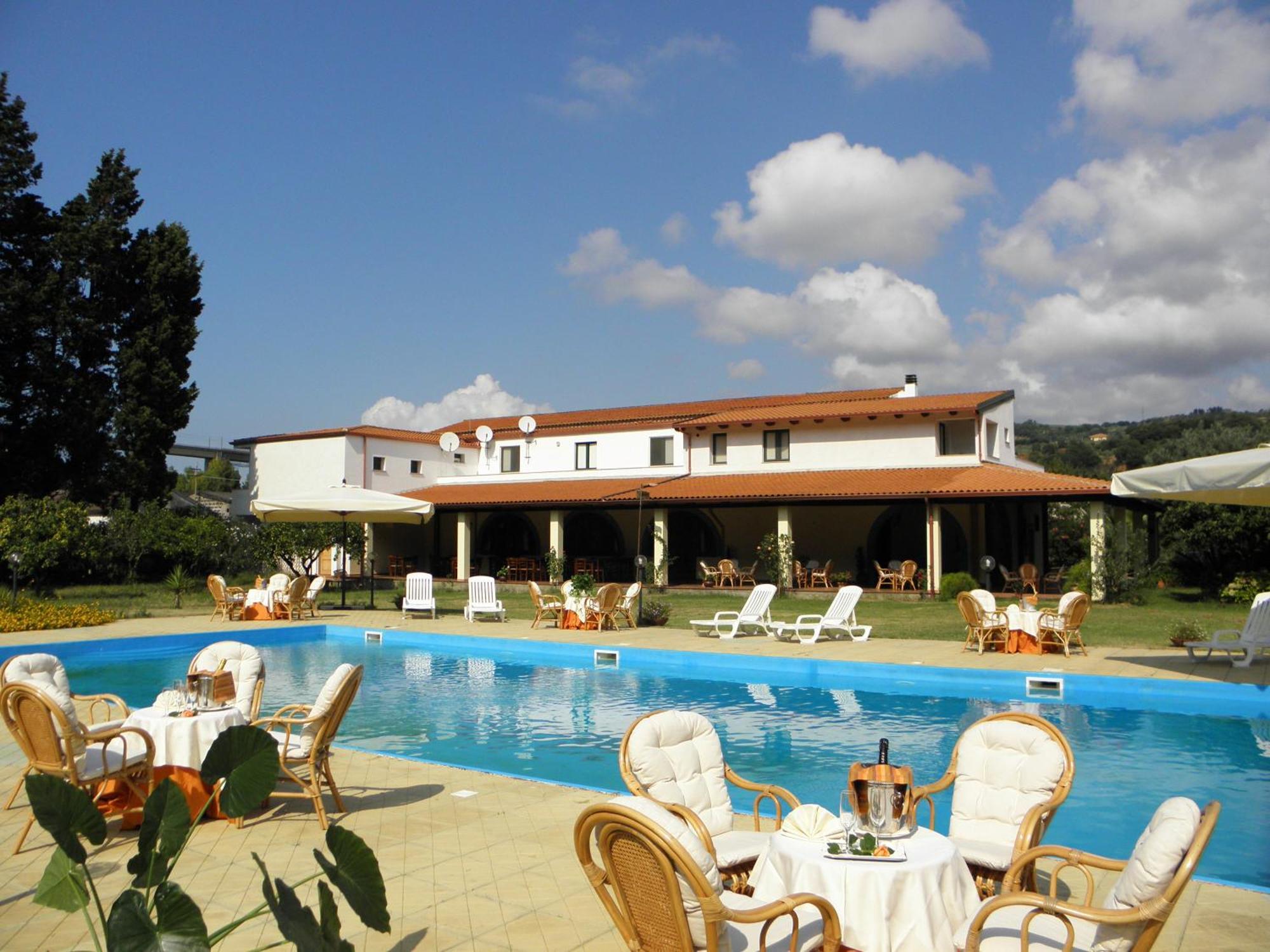 Il Casale Delle Arance Villa Pizzo  Luaran gambar